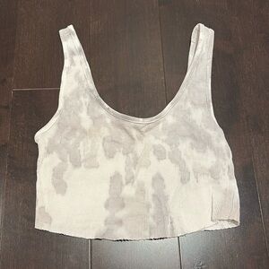 white and grey tie-dye tank top
